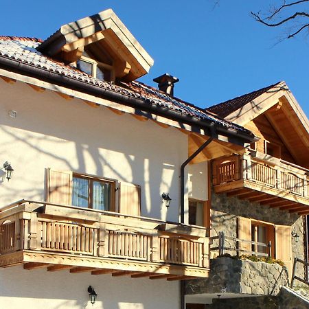 Agriturismo Ai Castioni Molveno Exteriör bild